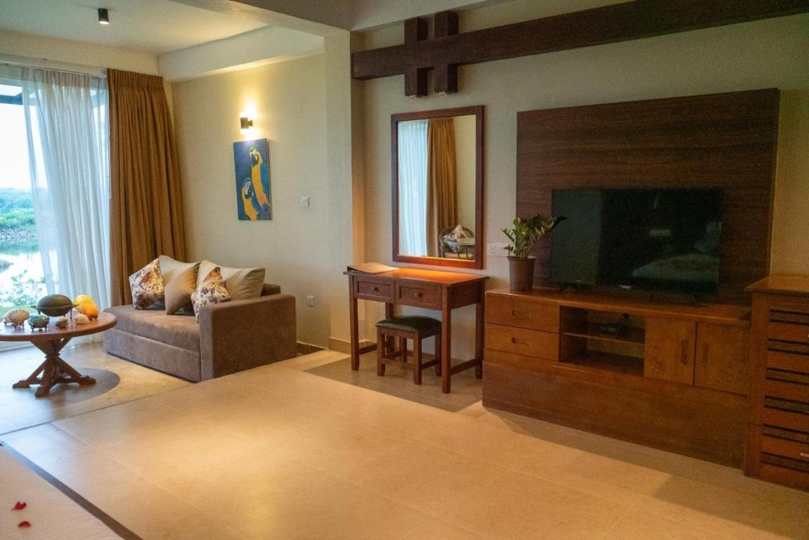 Birds Resort Hambantota Dış mekan fotoğraf